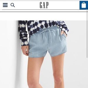 Gap Tencel Chambray Denim Dolphin shorts Size S